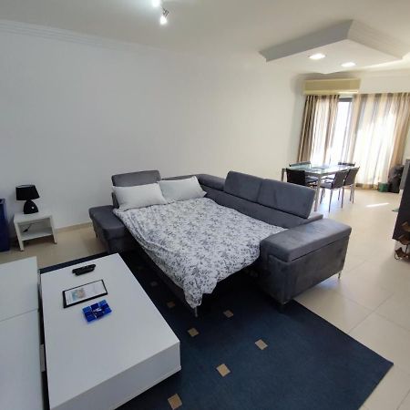 4Th Floor Apartment In Tigne Sliema Ngoại thất bức ảnh