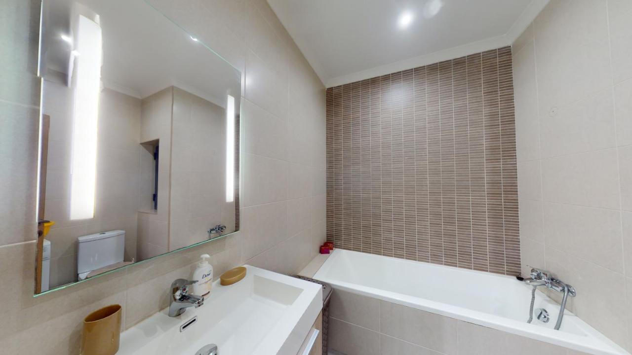 4Th Floor Apartment In Tigne Sliema Ngoại thất bức ảnh